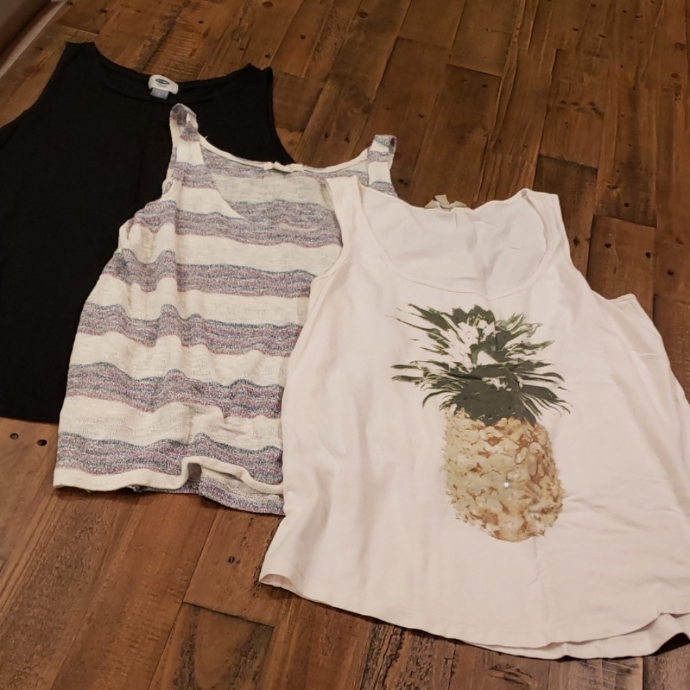 TANK TOP BUNDLE! 3 Super cute Tops